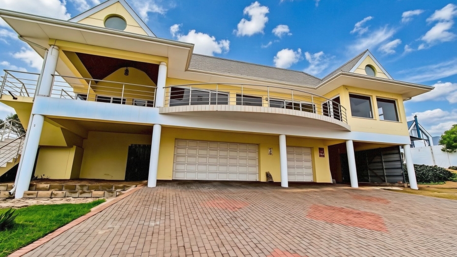 5 Bedroom Property for Sale in Myburgh Park Western Cape